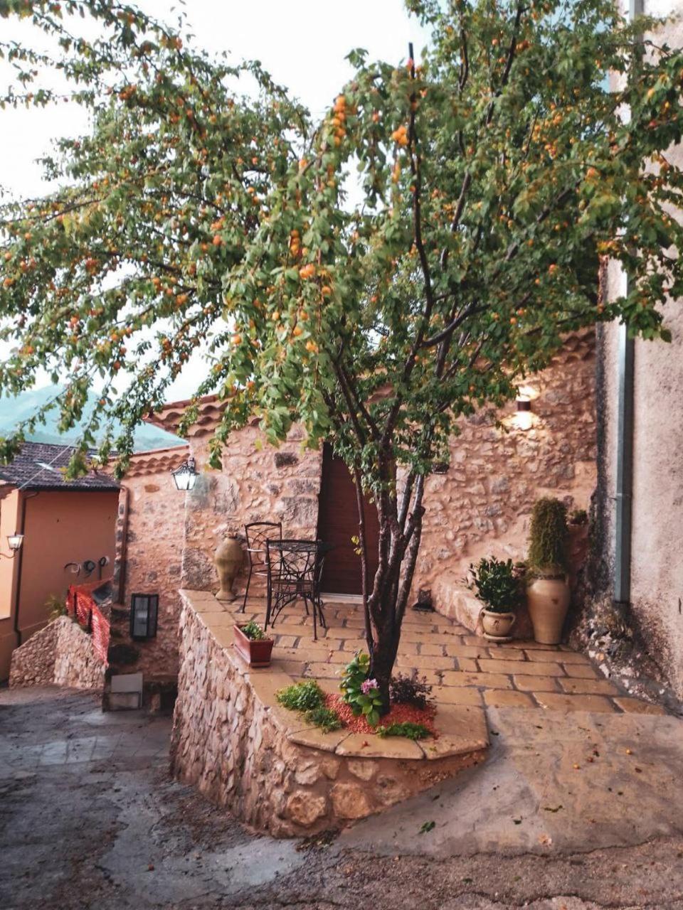 La Casa Sul Lago Posta Fibreno Exterior photo